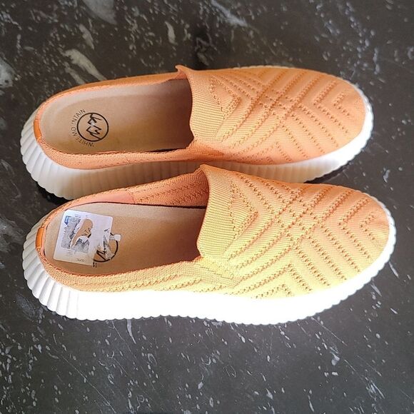 BRAND NEW WHITE MOUNTAIN KNIT SLIP ON MULES-DYSTANT - Picture 4 of 15